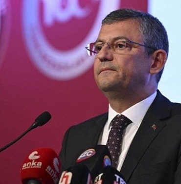 özgür-özel