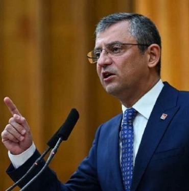 özgür- özel