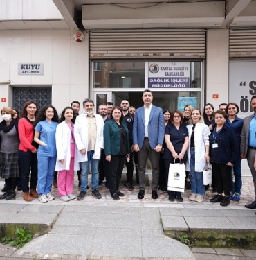 Başkan Gökhan Yüksel Tıp Bayramı Dolayısıyla Sağlık Çalışanlarını Ziyaret Etti (2)