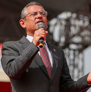 Özgür Özer