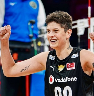 Ebrar Karakurt