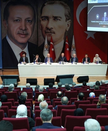 AKP-MKYK-toplandi.jpg