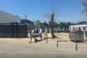 Bodrumda-isletme-ve-marina-arasindaki-alan-halk-plaji-oldu.jpeg