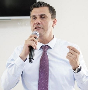 Ferdi Zeyrek