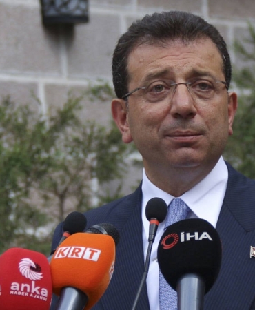 Imamoglundan-iktidara-sokak-hayvanlari-cagrisi-Bu-yanlistan-donun.jpg