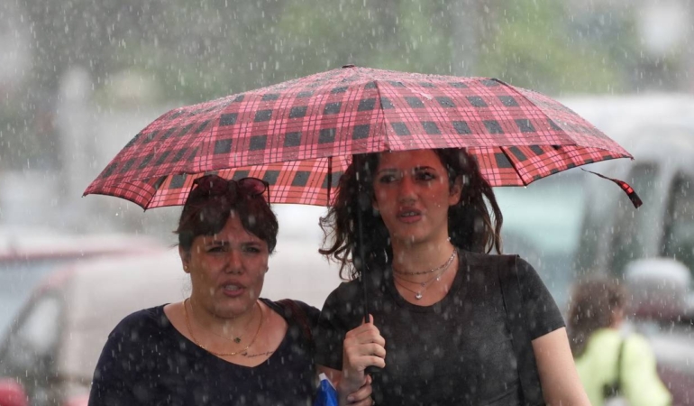 Meteorolojiden-kuvvetli-yagis-ve-ruzgar-uyarisi.jpg