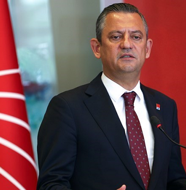 Özgür Özel