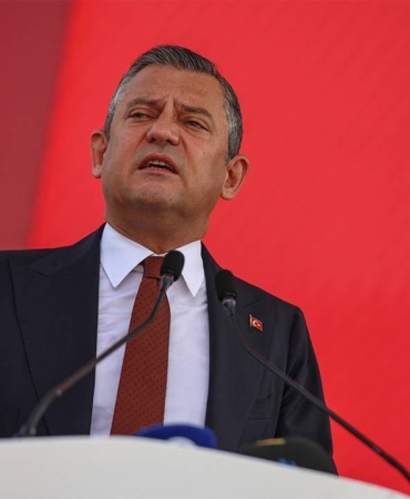 Ozgur-Ozel-22-yil-boyunca-Tayyip-Beyin-partisi-birinci-partiydi.jpg