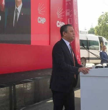 Özgür Özel