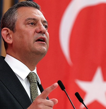 Özgür Özel