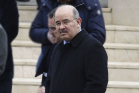 AKPli-Huseyin-Celikten-Kurtce-yazilarin-silinmesine-tepki-Cinnet-hali-MHP.jpeg
