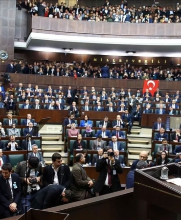 AKPnin-ilk-transferi-belli-oldu.jpg