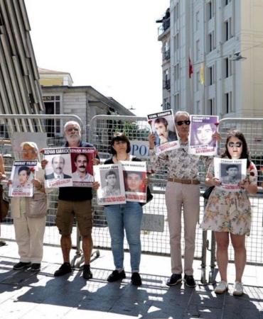 Cumartesi-Anneleri-gozaltinda-kaybedilen-gazeteci-Ferhat-Tepenin-akibetini-sordu.jpg