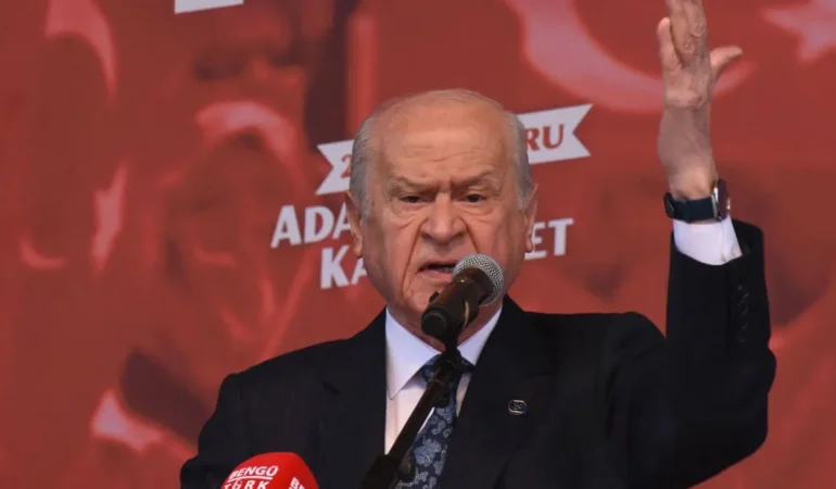 Devlet-Bahceli-Ahmet-Sik-ve-DEM-Partiyi-hedef-gosterdi-4.webp