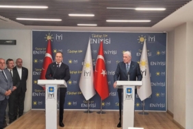 Erbakan-Bir-gece-ansizin-Israile-giremeyiz-cunku-Kurecik-Ussu-Israile.jpg