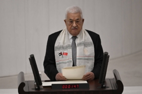 Mahmud-Abbas-TBMM-Genel-Kurulunda-konusuyor.jpg