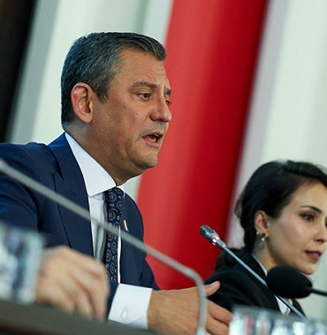 Özgür Özel