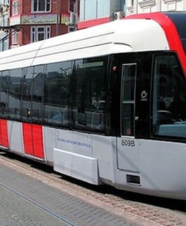 Soganli-Bagcilar-arasindaki-tramvay-seferleri-durduruldu.jpg