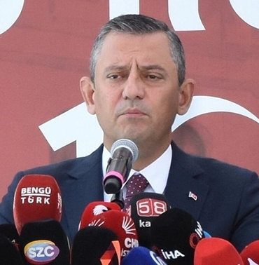 Özgür Özel