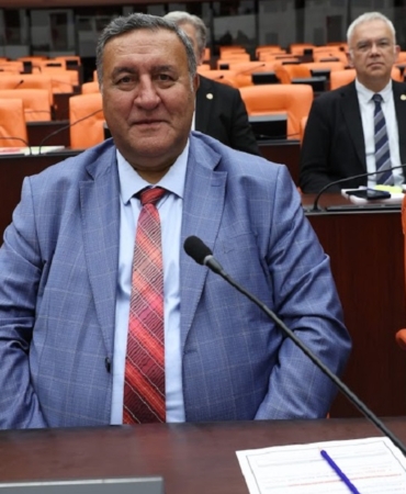 GÜRER