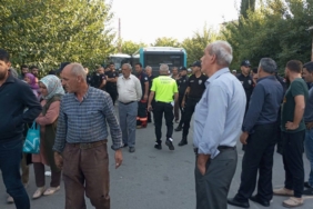 Malatyada-ogrenci-servisi-ile-belediye-otobusu-carpisti-Cok-sayida-yarali.jpg