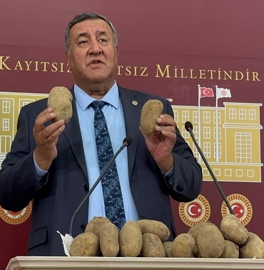 Ömer Fethi Gürer