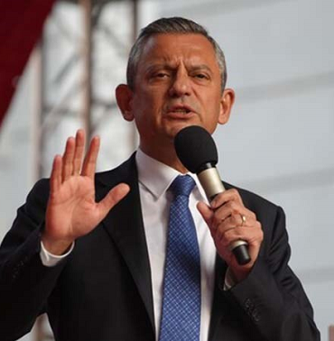Özgür Özel