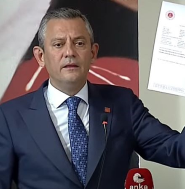 Özgür Özel