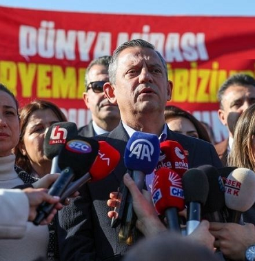 Özgür Özel