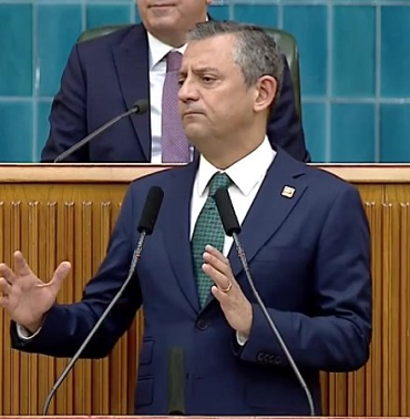 Özgür Özel