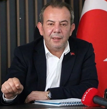 Tanju Özcan