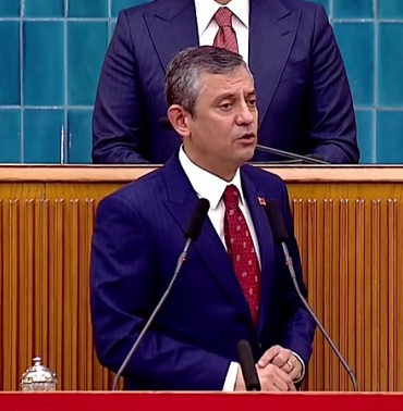 Özgür Özer