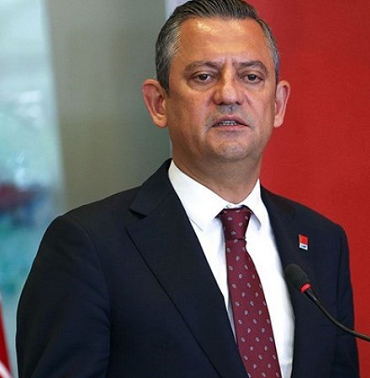Özgür Özel