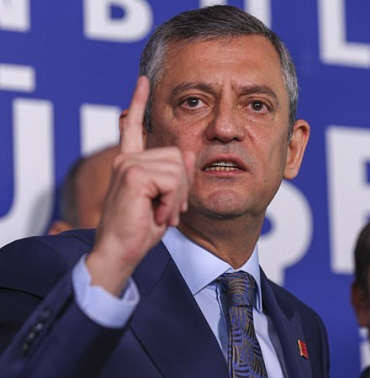 Özgür Özel