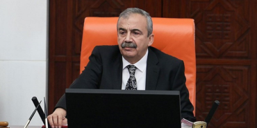 Sureyya Önder