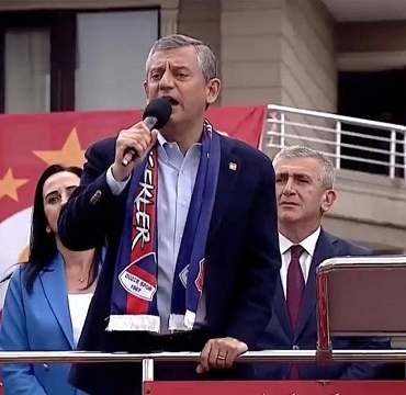 Özgür Özel