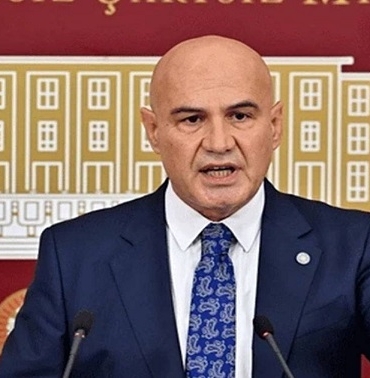 Turhan Çömez