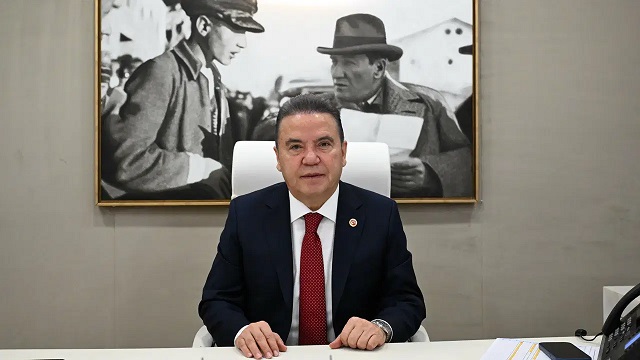 Muhittin Böcek