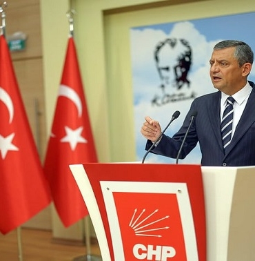 Özgür Özel