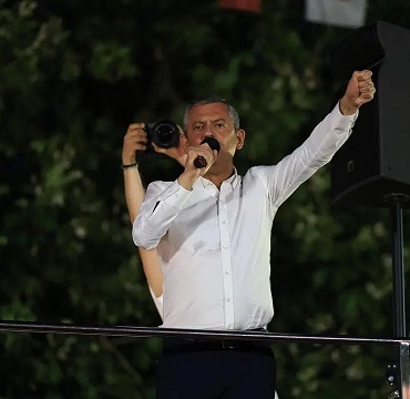 Özgür Özel