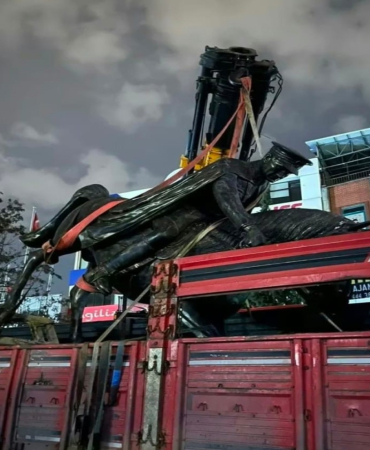 c11cec64-78f8-4d02-9cc8-3670f2bcdf1c