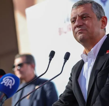 özgür özel