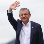 özgür Özel